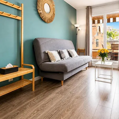Lumineux T2 Moderne Avec Terrasse Lägenhet *