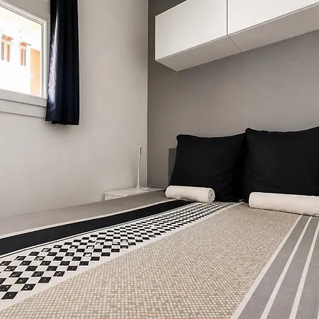 Lägenhet Lumineux T2 Moderne Avec Terrasse *